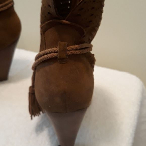 peep toe booties - Picture 6 of 8